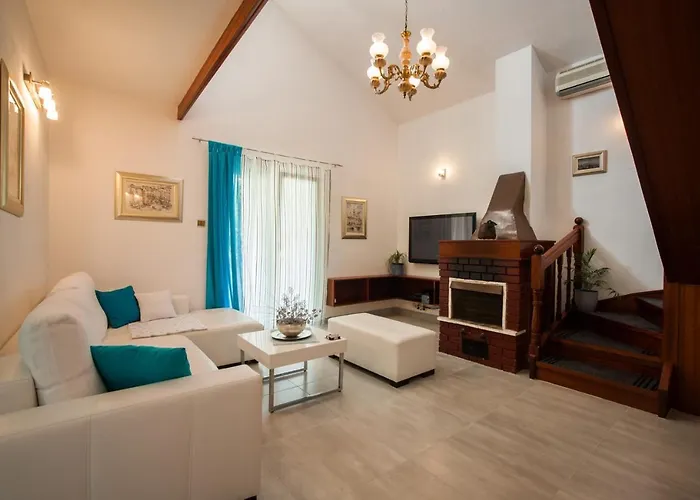 Astrid On Ciovo Island, Private Pool Villa *