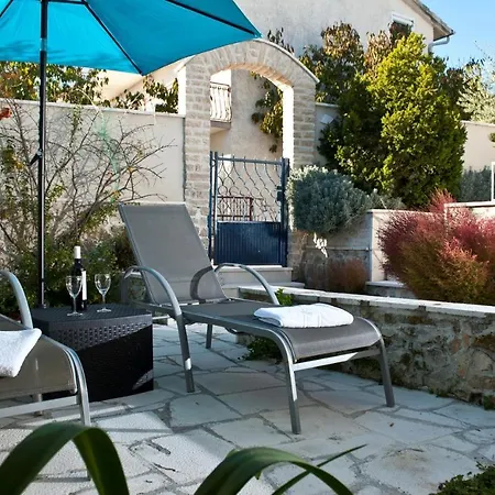 فيلة Astrid On Ciovo Island, Private Pool تروغير