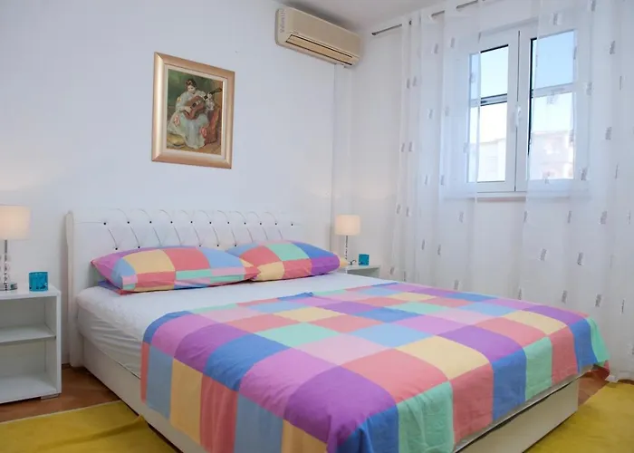 Astrid On Ciovo Island, Private Pool Vila Trogir